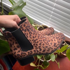 Cheetah Print Chelsea Booties